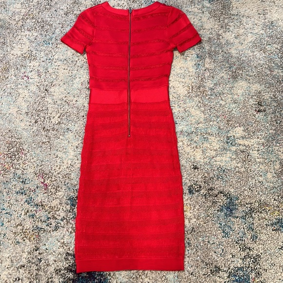 French Connection Sexy Red V-Neck Fitted Midi Bandage Dress. Back Zipper Size 2 - Picture 5 of 6